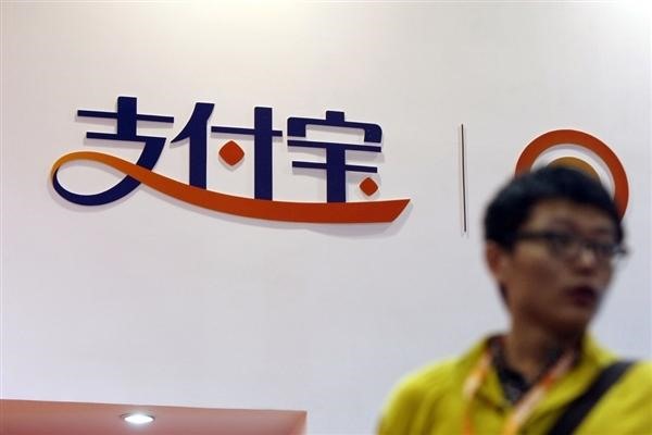 女人都是用什么交友软件聊天的？